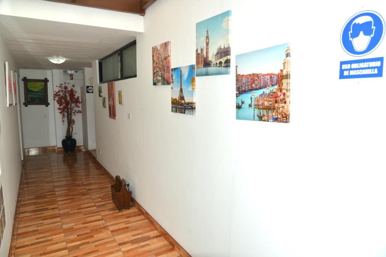 Residencial Carlos Bed and breakfast Lima