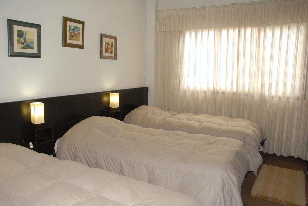 Bed and breakfast Residencial Carlos Lima