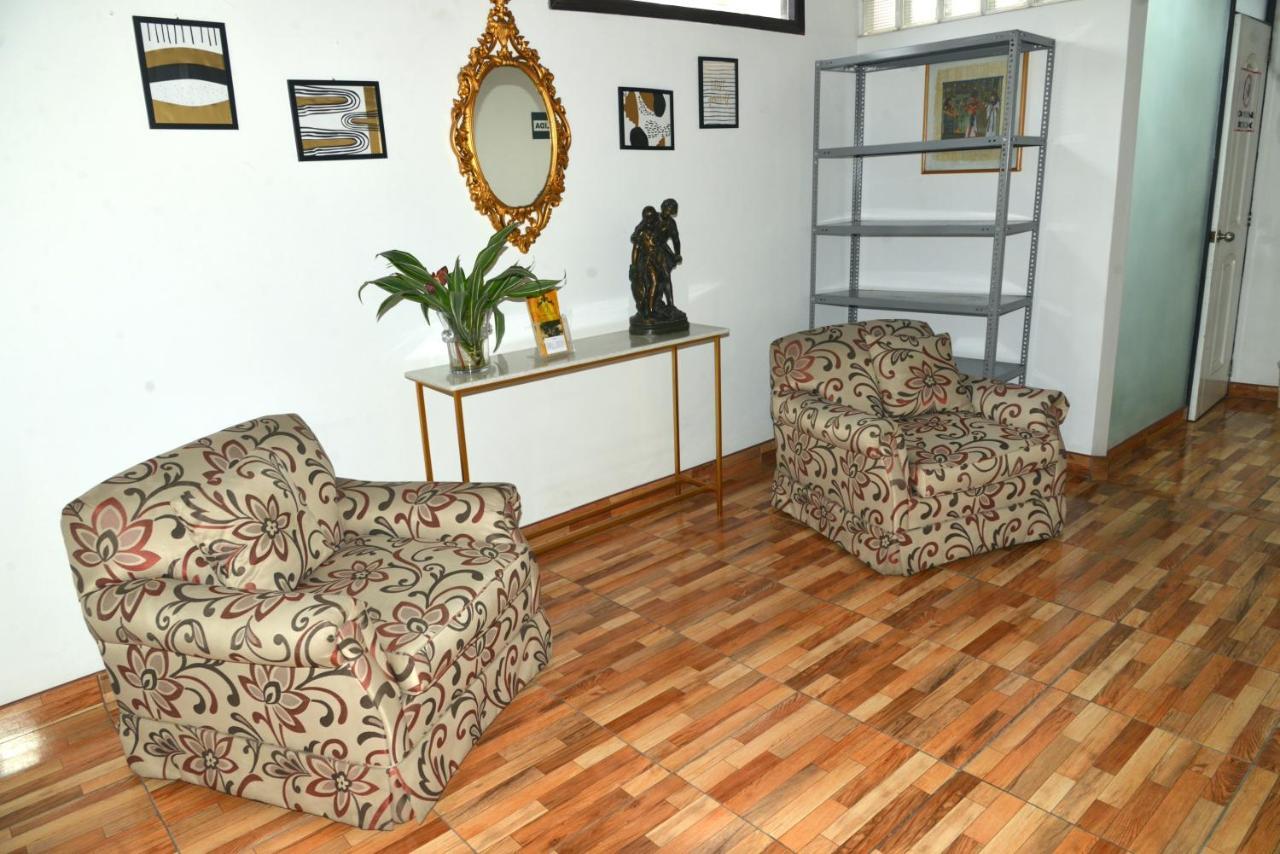 Residencial Carlos Acomodação com café da manhã  3*